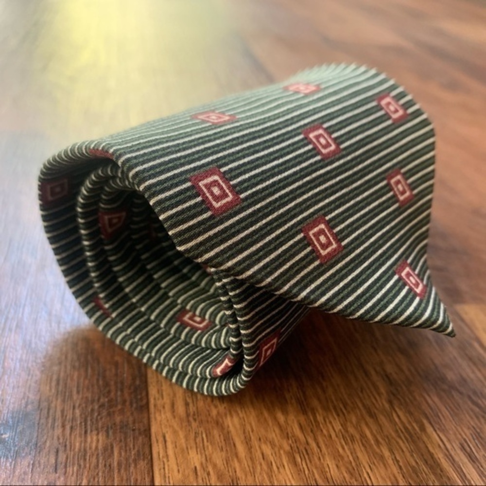 Giorgio Armani Classic Silk Tie